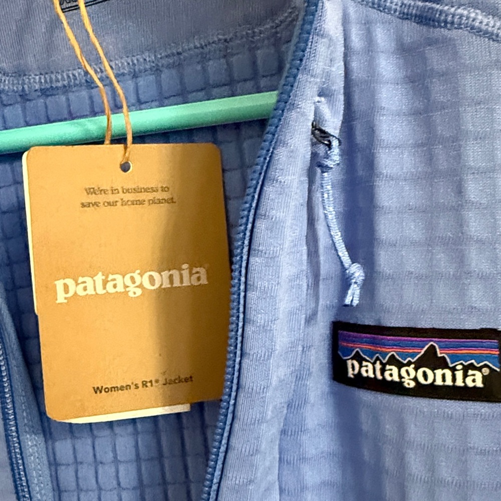 Patagonia Women's R1 Jacket 
Zip-Up Utility Jacket
Color: Abundant Blue - Picture 3 of 5